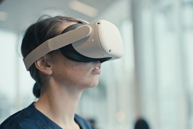 6 Best Practices To Get Started With A Virtual Reality Training Program