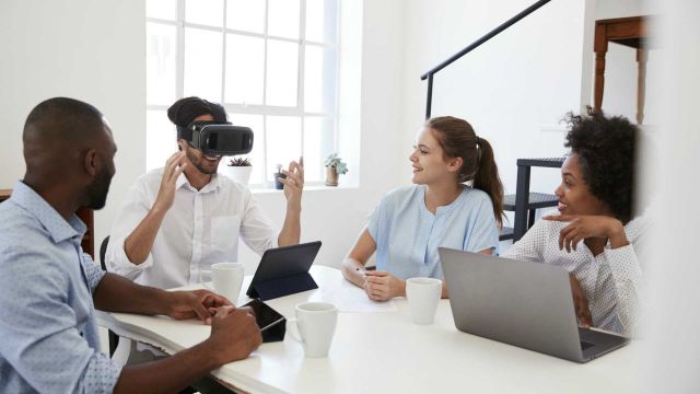 Immersive Learning: What It Is and How To Use It