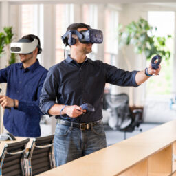Is Virtual Reality Training Scalable? The Best Hardware And Software For VR Scalability